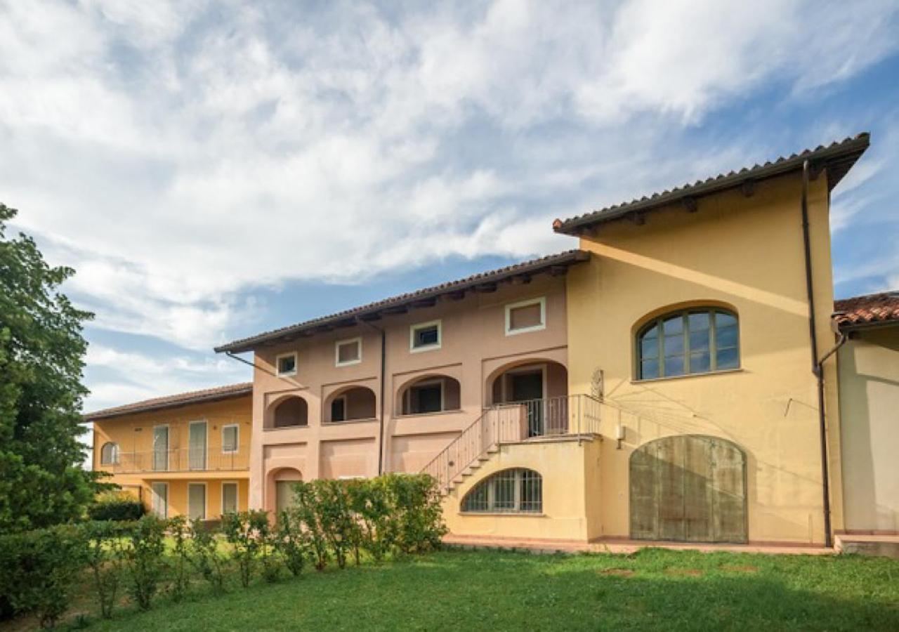 Charming Loft Golf Club Barolo Lejlighed Novello Eksteriør billede